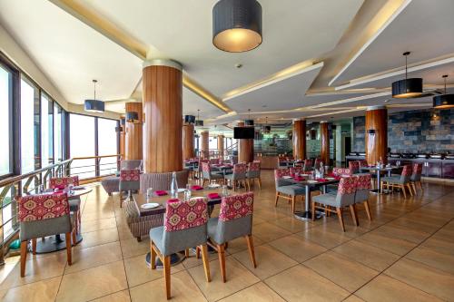 Restoran, Sterling Mussoorie in Sher Garhi
