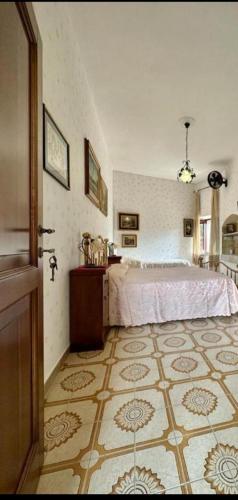 PENSIONE ITALIA Room Type - Quadruple Room with Private External Bathroom