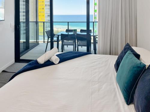 Tower 1 Oracle 16th floor Stunning views