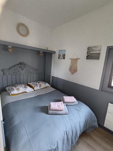 Suite parentale équipée en rez-de-jardin gîte à louer Béchade