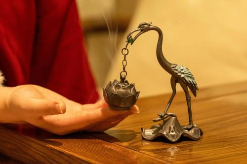 鸿胪花园酒店 入住赠送百威啤酒2瓶 鸿胪花园酒店 入住赠送百威啤酒2瓶