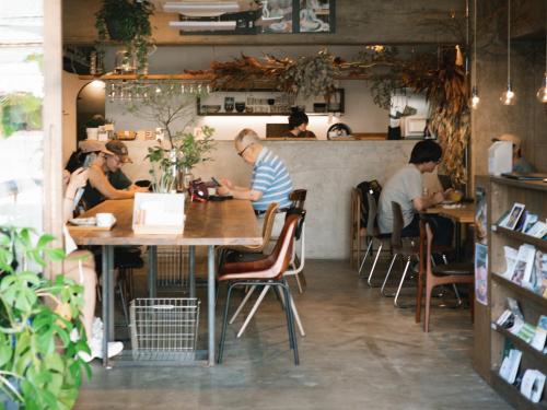Shared lounge/TV area, Hostel Niniroom near Kyoto University