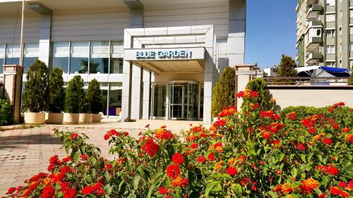 Blue Garden Hotel - 숙소 외관