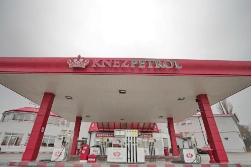 Knez Petrol photo 5