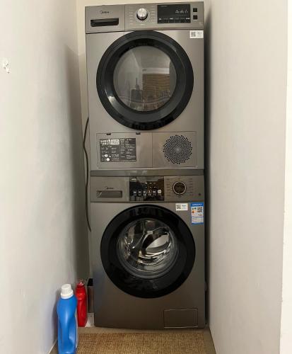 鸿胪花园酒店 入住赠送百威啤酒2瓶 鸿胪花园酒店 入住赠送百威啤酒2瓶