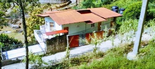 MK Guest House in إيلا