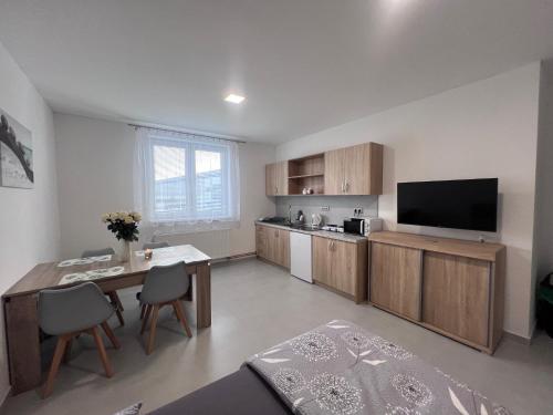 ห้องครัว, Ubytování Zátiší 3 Olomouc (Ubytovani Zatisi 3 Olomouc) in สลาโวนิน