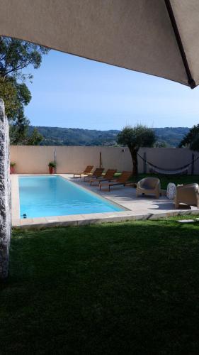 Dārzs, Eido do Luou - Casa de ferias com piscina in Santa Krusa do Lima