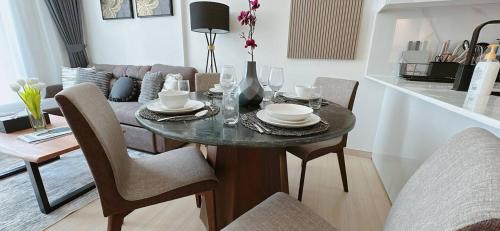 Comfortable 1br Stay In Jvc Parking & Pool, Dubaj (fotografie 9)