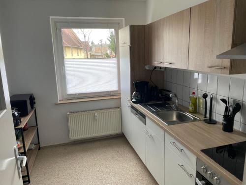 3x Doppelzimmer mit Smart TV und Netflix, große Parkplatze, free WIFI in Schkopau