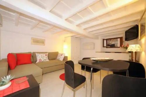PANTHEON APARTMENT in the Heart of Rome, Řím
