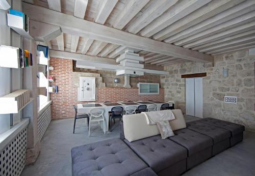 A szálláshely kívülről, La casa vieja de Vizmalo in Villodrigo