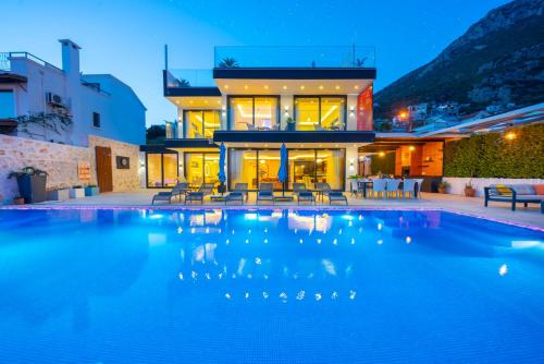 Villa Cratos, Kalkan