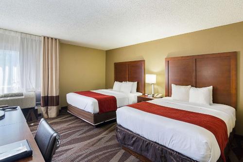 Queen Room with Two Queen Beds - Accessible/Non-Smoking