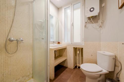 Excelente piso de 3 habitaciones en La Latina-Centro - image 6