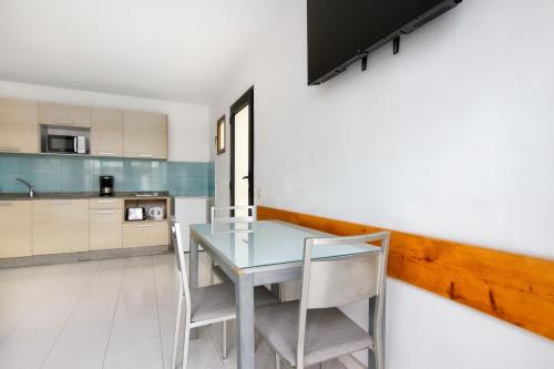 Ura Roslara - image 12