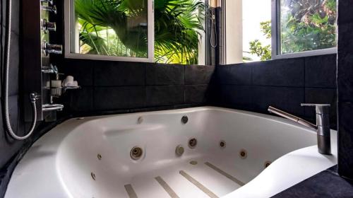 Bathroom, Gaia Collection Hotels Manuel Antonio in Quepos