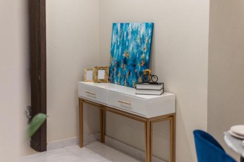 1-Bedroom Luxury Apartment - The Opus Luxury Residences by Book N Rent - image 5