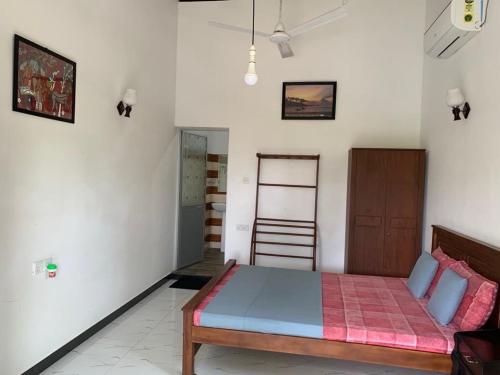 Deluxe Double Room with Balcony and Sea View image 3