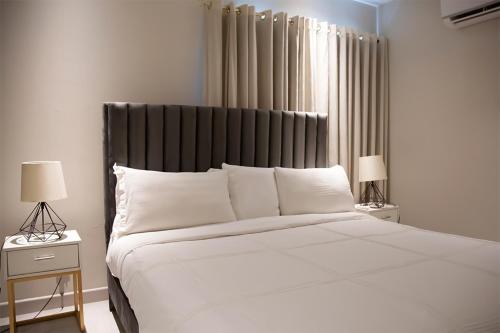 2 Bedroom Luxury Apartment - The Opus Luxury Residences by Book N Rent - image 14