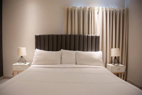 2 Bedroom Luxury Apartment - The Opus Luxury Residences by Book N Rent - image 13