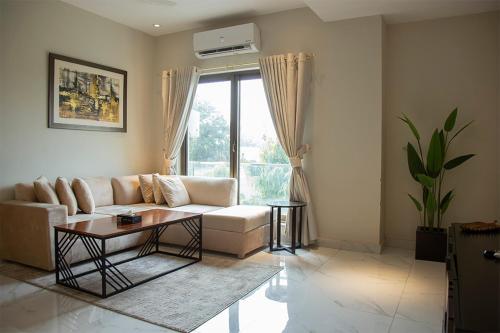 BNR - The Opus Residences 2 Bed Apartment Gulberg, Lahore, Lahore (foto 2)