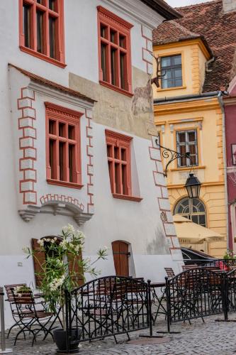 Casa cu Cerb - image 7