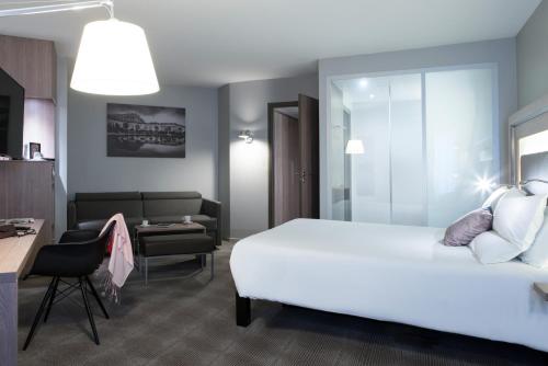 Novotel Château de Versailles - image 8