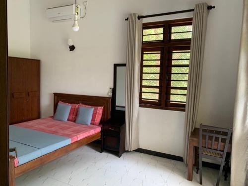 Deluxe Double Room with Balcony and Sea View image 2