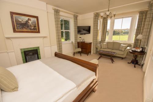 Burythorpe House - image 9