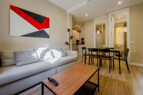 Downtown Apt para 7pax La LatinaCentro de Madrid - main image