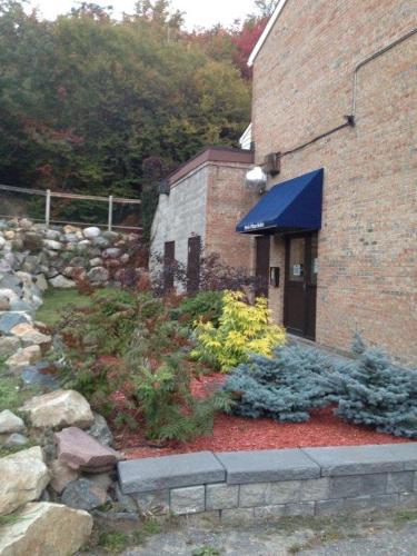 Accommodation in Algoma