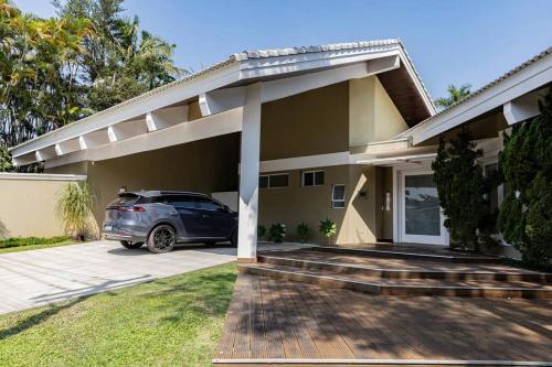 Mansao quadra de tenis, sala jogos, serv completo in Jardim Acapulco