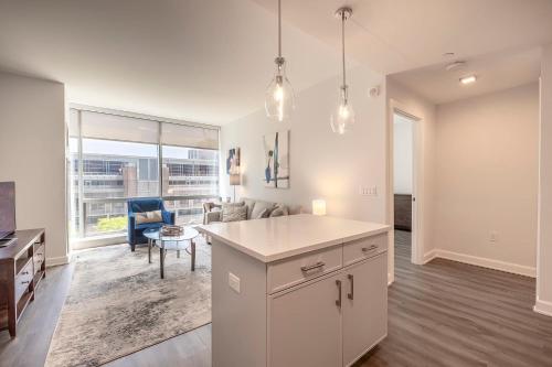 Modern Apt Close to Downtown - ASW-9T Modern Apt Close to Downtown - ASW-9T