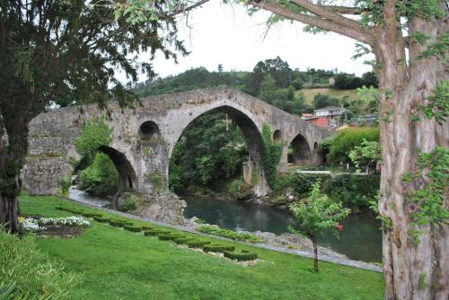 Asturias casa RAMI especial parejas in Sotrondio