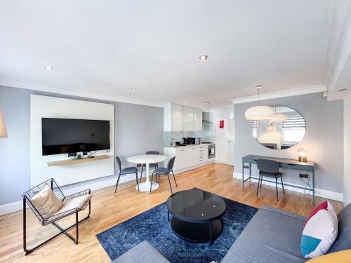 Large and very stylish apartment P1, London