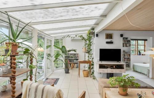 Exterior view, Cozy Home In Lundby With Wifi in Lundby