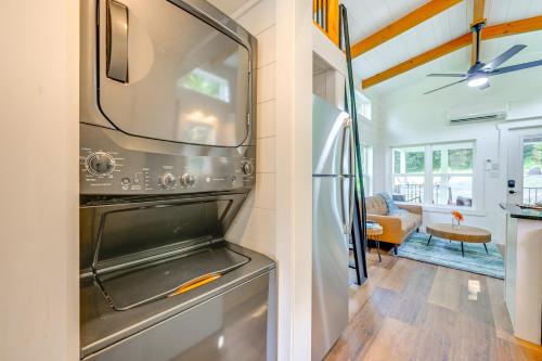 Franklin Cottage Deck with Blue Ridge Mtn Views! Franklin Cottage Deck with Blue Ridge Mtn Views!