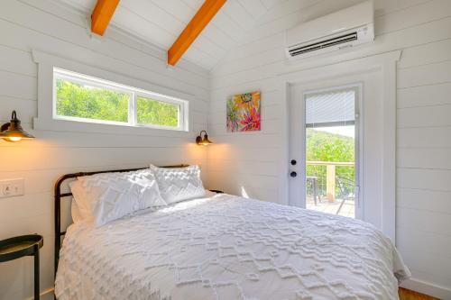 Franklin Cottage Deck with Blue Ridge Mtn Views! Franklin Cottage Deck with Blue Ridge Mtn Views!