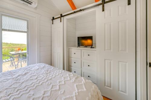 Franklin Cottage Deck with Blue Ridge Mtn Views! Franklin Cottage Deck with Blue Ridge Mtn Views!