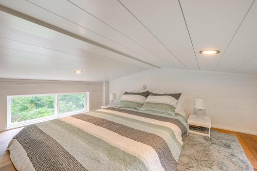 Franklin Cottage Deck with Blue Ridge Mtn Views! Franklin Cottage Deck with Blue Ridge Mtn Views!