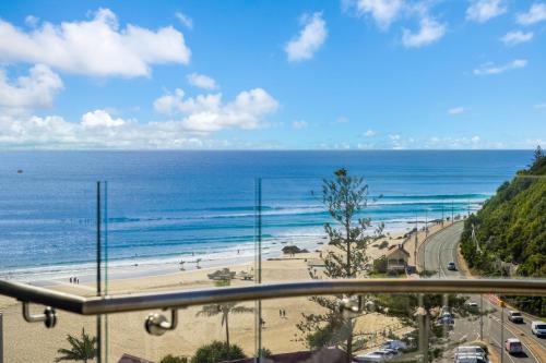 Kirra Coastal Luxe Retreat
