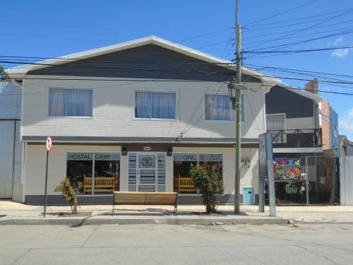 

Hostal Geminis Puerto Natales