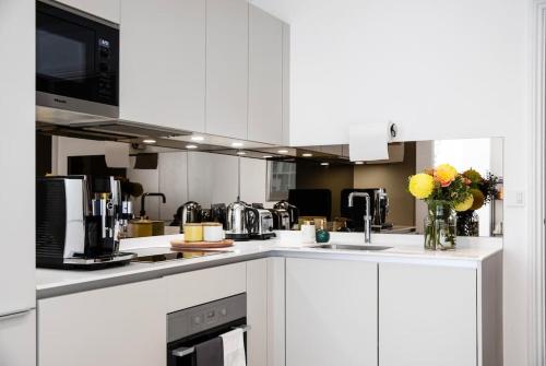 Stylish air-con flat in the heart of Covent Garden - image 14
