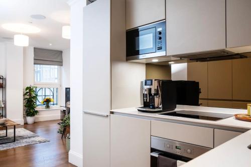 Stylish air-con flat in the heart of Covent Garden - image 7
