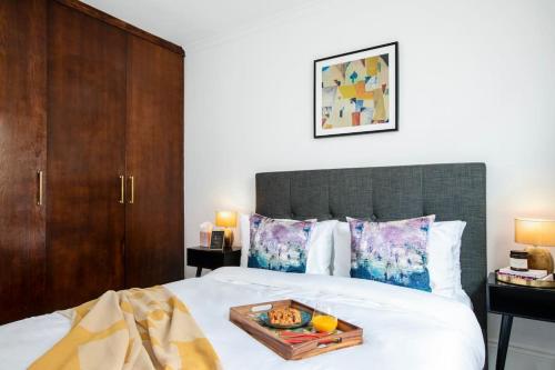 Stylish air-con flat in the heart of Covent Garden - image 2