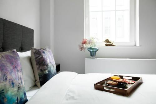 Stylish air-con flat in the heart of Covent Garden - image 11