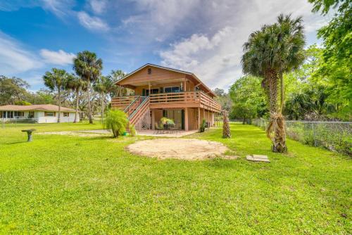 Relax Fireside: Riverfront Inglis Duplex w/ Dock in Inglis (FL)