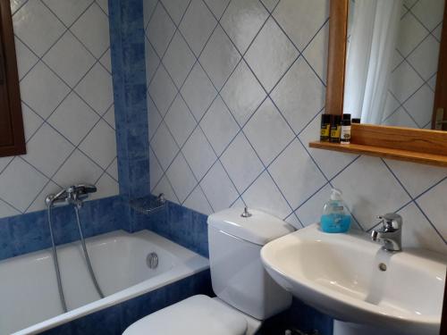 En Feneo Peloponnese Price Address Reviews