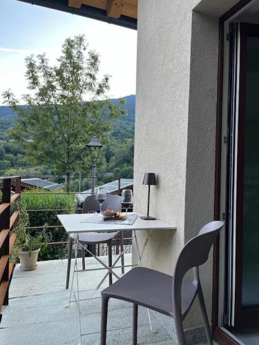 Erkély/terasz, Maison Massinod, natura e relax in Gignod